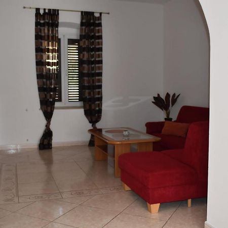 Pet Friendly Apartment Murvi 50 Novigrad  Bagian luar foto