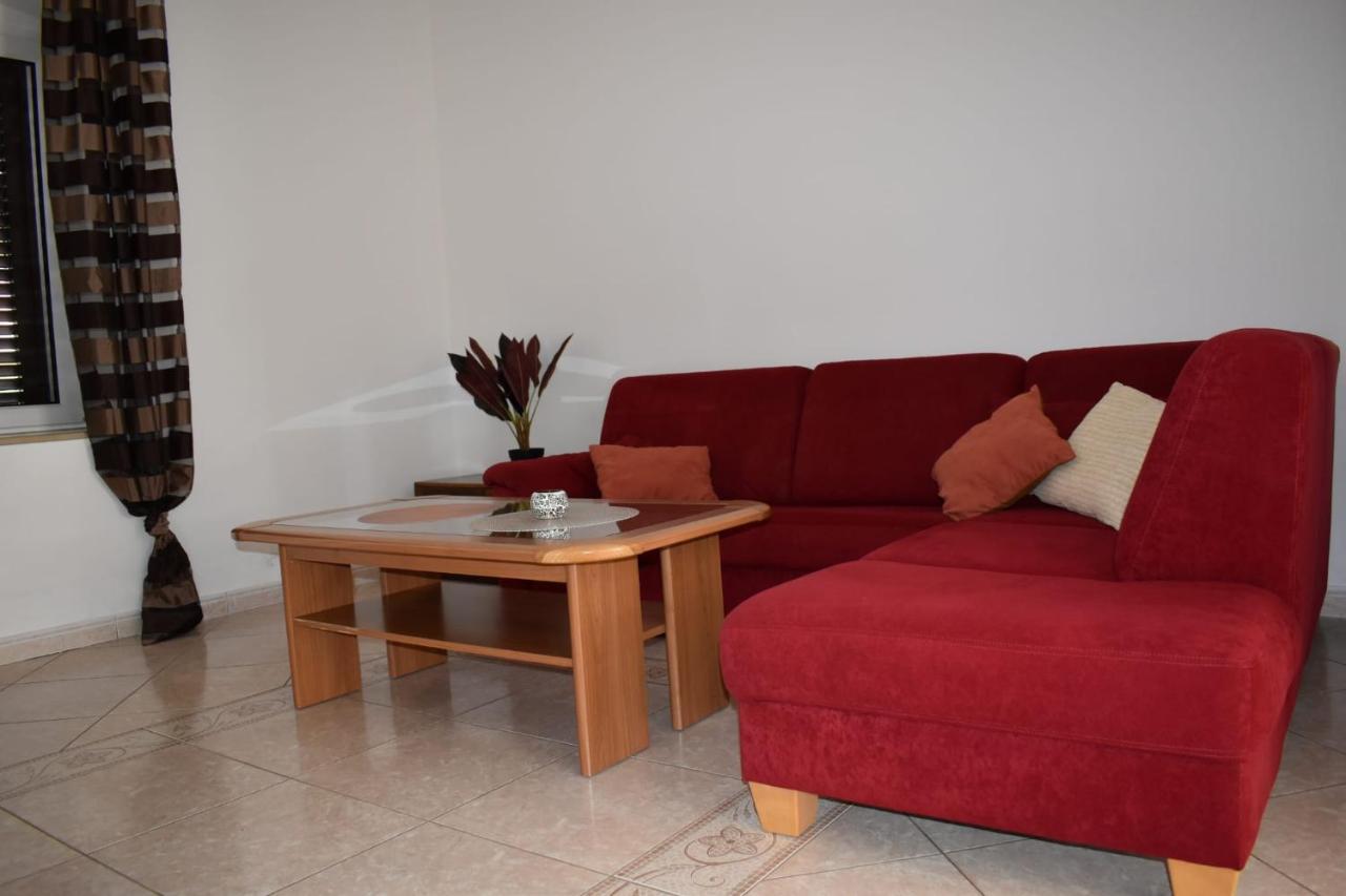 Pet Friendly Apartment Murvi 50 Novigrad  Bagian luar foto